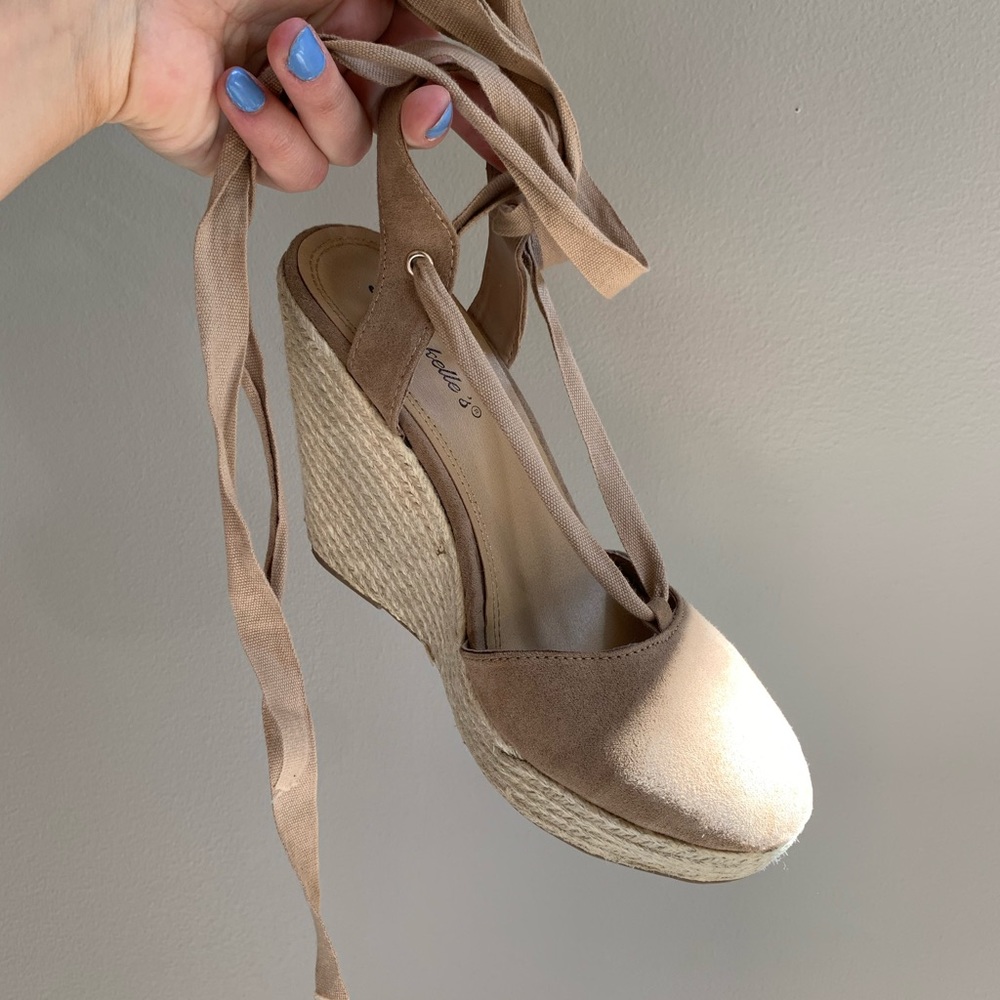 Tan wedges